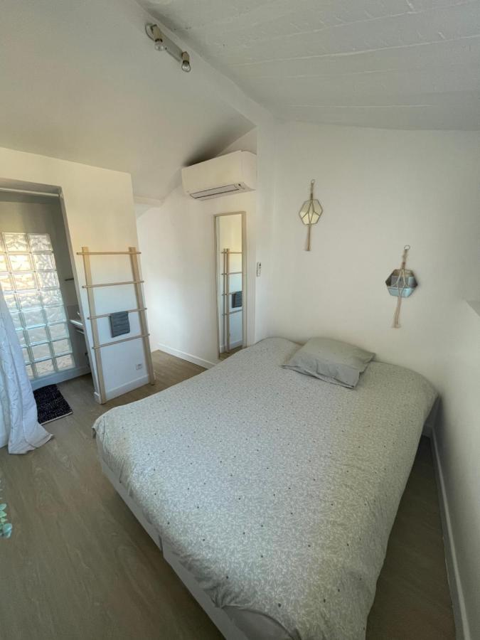 Magnifique Duplex Vieil Antibes Apartment Exterior photo